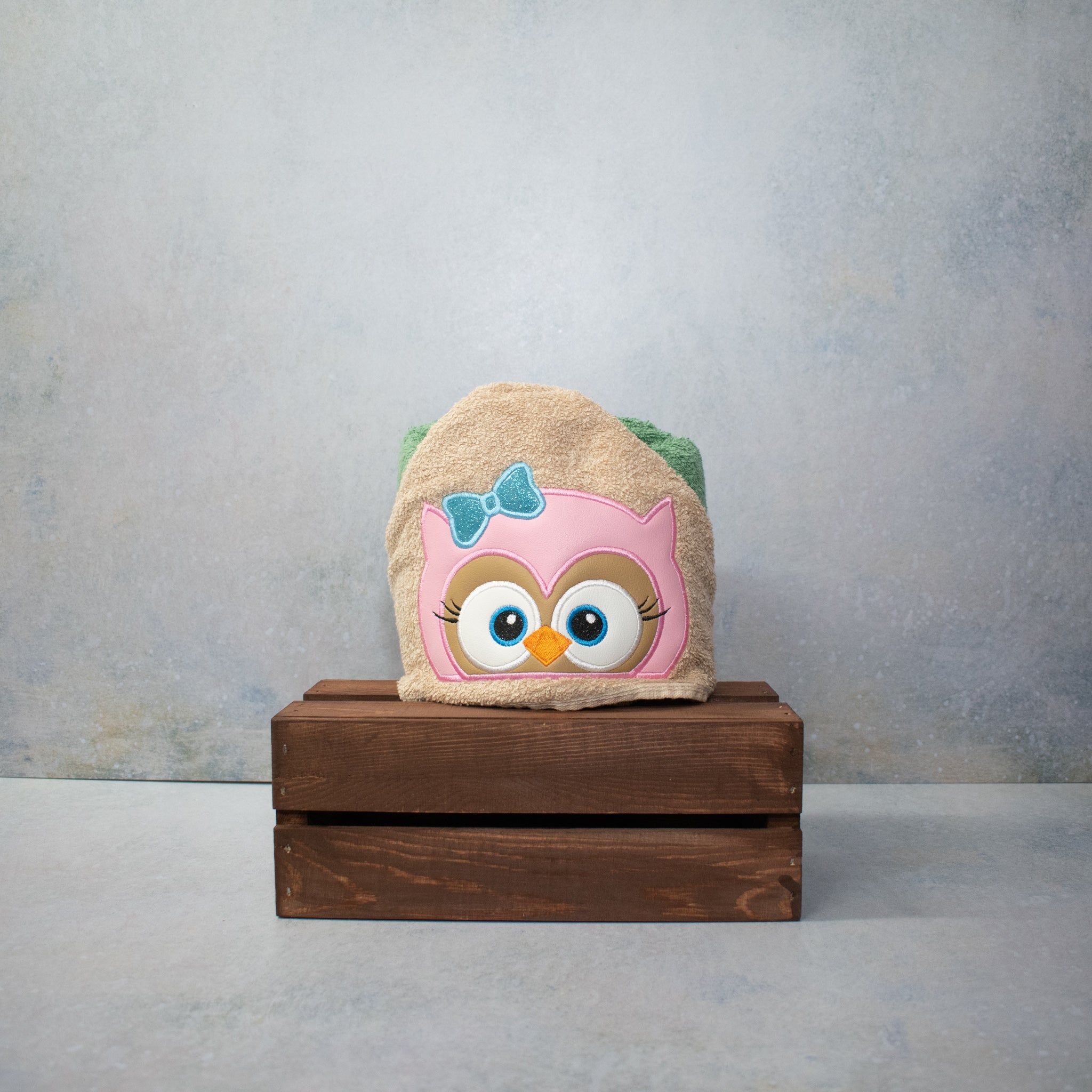 Girl Owl Hooded Bath Towel